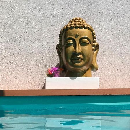 Apartment Lota With Heated Pool On Top Location Supetar Extérieur photo